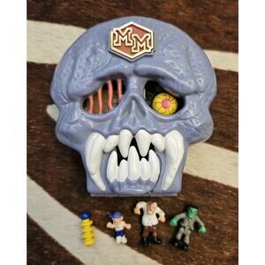 Vintage 1992 Mighty Max Skull Dungeon, Complete Set